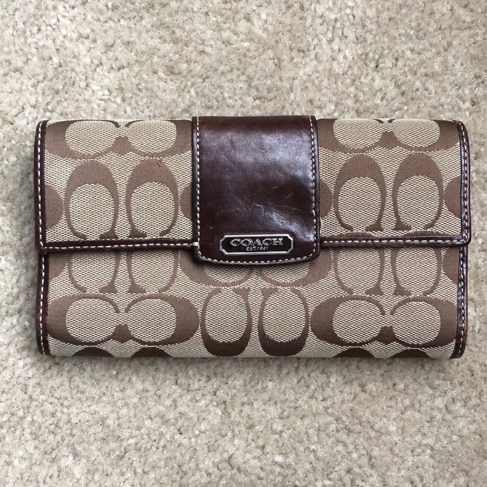 Coach button wallet